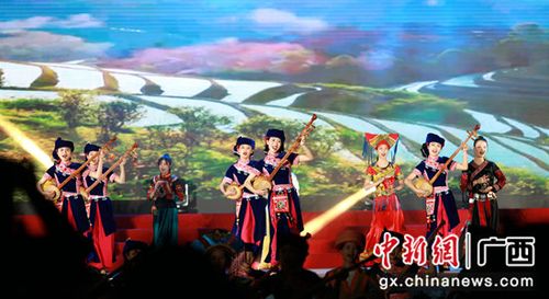 壮乡三月三校园民族文化艺术节在广西民族师范学院举行